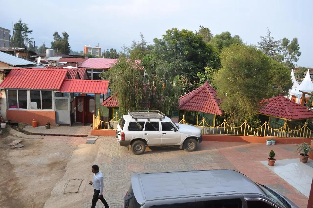 Paradise Hotel Debre Mark'os